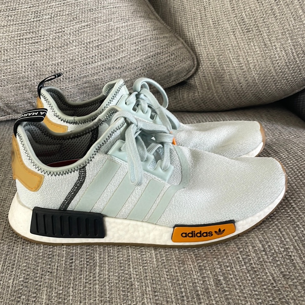 Adidas Marque Aux 3 Bandes